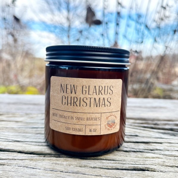 New Glarus Christmas 16 oz Candle